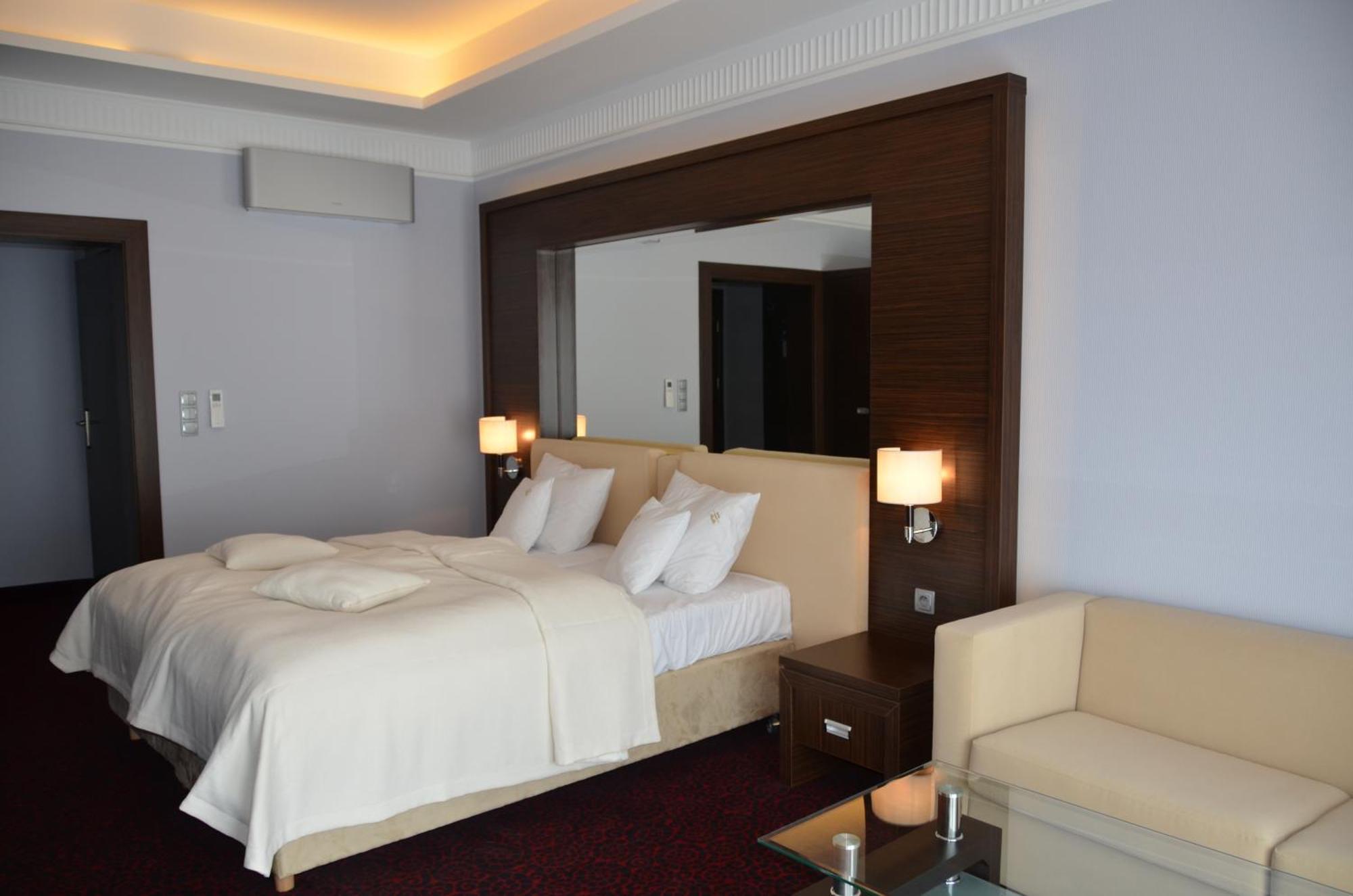 Hotel Falko 루미아 외부 사진